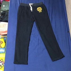 A&f sweatpants